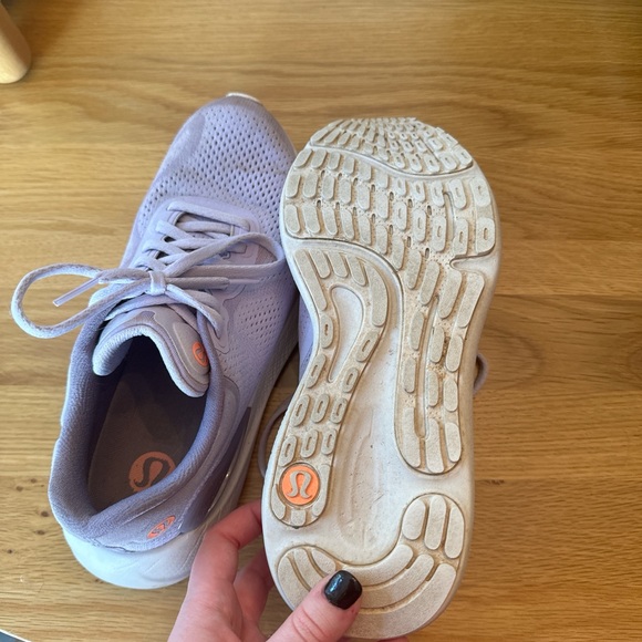 Lululemon blissfeel sneaker - Picture 3 of 3